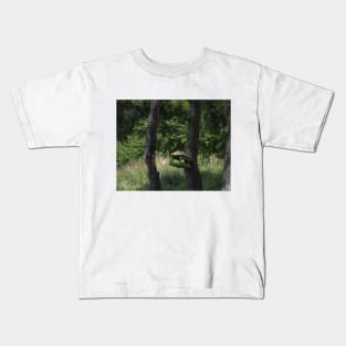 Bird feeder Kids T-Shirt